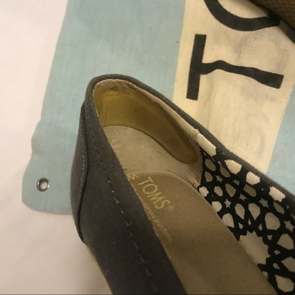 TOMS wedges - Picture 2 of 6